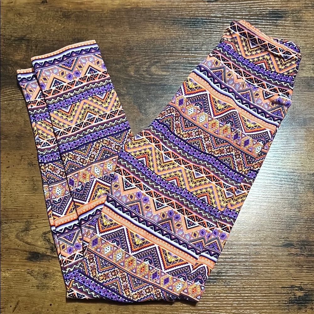 LuLaRoe Orange and Purple Leggings with Tribal Pattern